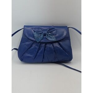 Vintage Stuart Weitzman Small Blue Leather Pleated Purse With Bow Shoulder Strap
